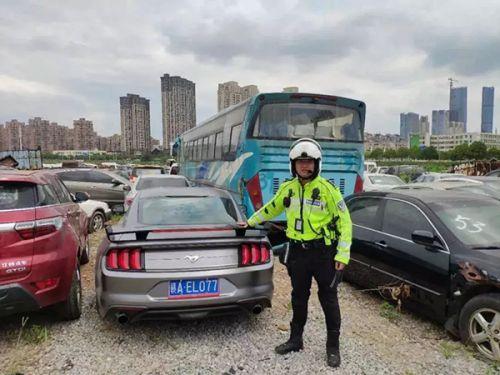 南昌飙车学生爆料事件视频,视频揭露惊心动魄瞬间