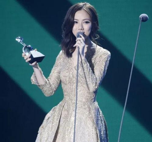 邓紫棋福利在线播放,在线观看精彩演出