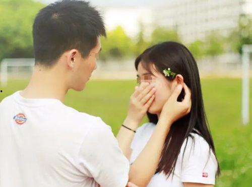 帮老公亲下面应该吗,探讨帮老公亲下面是否适宜的行为